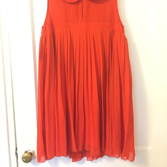 Cute pleated dress from ModCloth - Picture 2 of 6